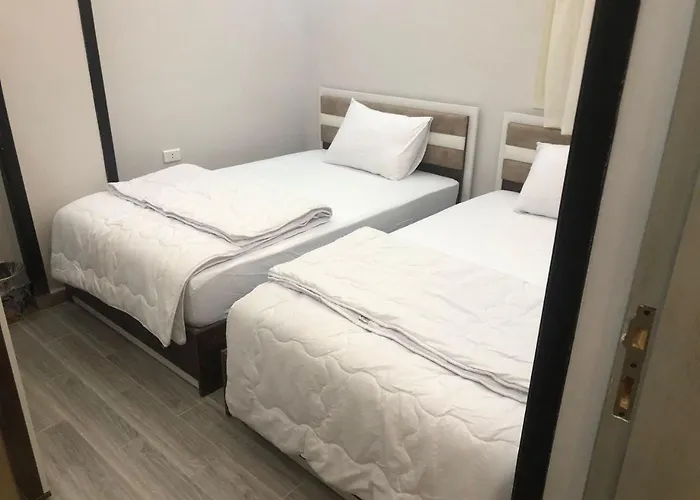 Apartment El Hadaba Behind Raya