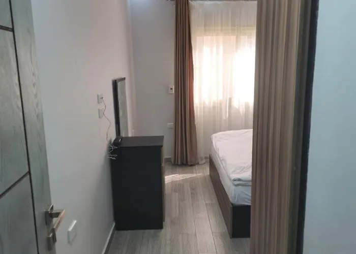 El Hadaba Behind Raya Apartment